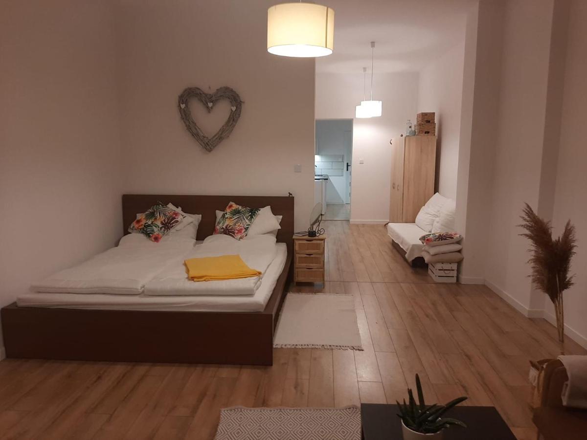 Apartamenty Jednosci 46 Вроцлав Экстерьер фото