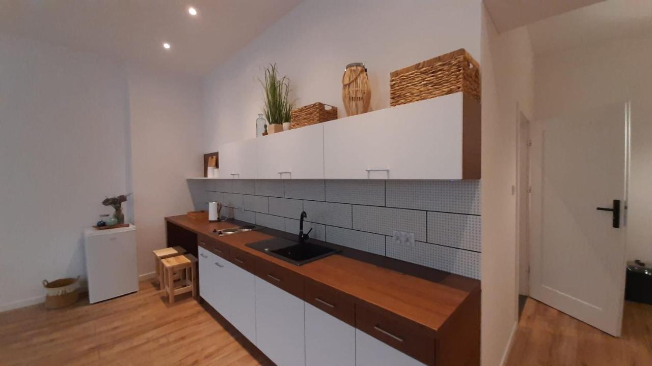 Apartamenty Jednosci 46 Вроцлав Экстерьер фото